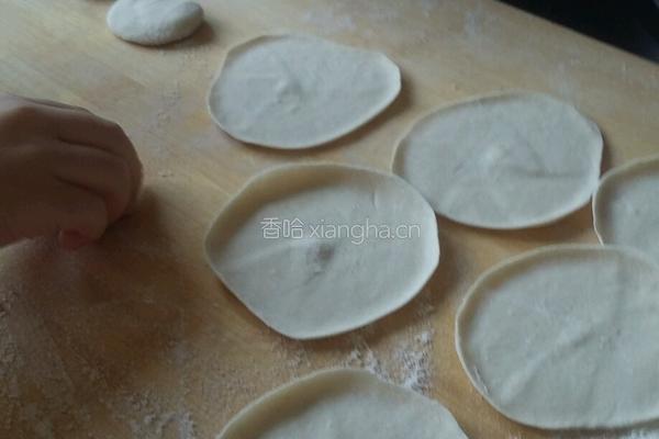 羊肉饺子的做法图解7