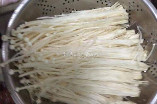 烧烤金针菇豆皮的做法图解1