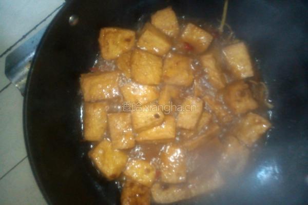 黄豆酱香炒豆干的做法图解7
