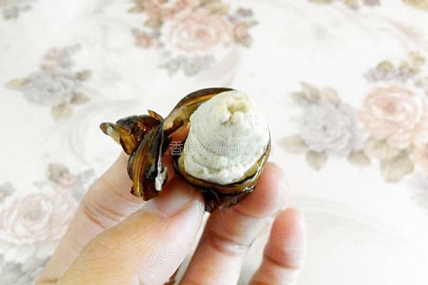 爆炒茧蛹的做法图解8