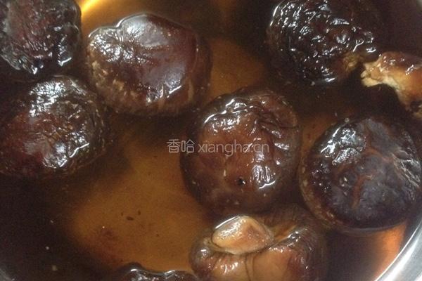 娃娃香菇肉末饺的做法图解1
