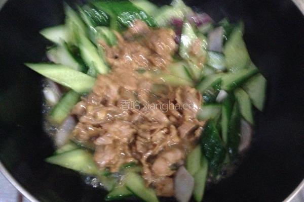 黄瓜炒肉的做法图解7