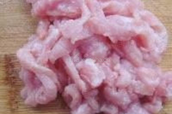 芹菜炒肉的做法图解2