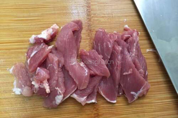 洋葱炒肉片的做法图解2