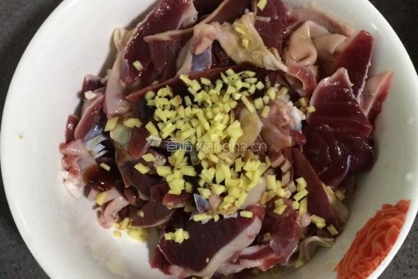 酸辣鸭杂的做法图解8