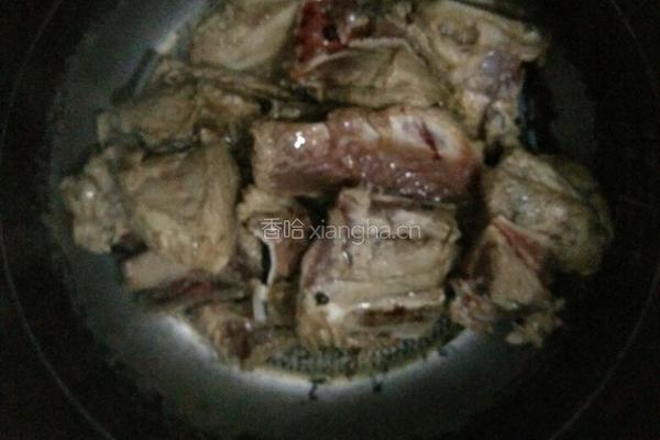 排骨玉米土豆湯的做法图解3