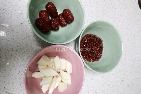 红枣红豆山药汤的做法图解1