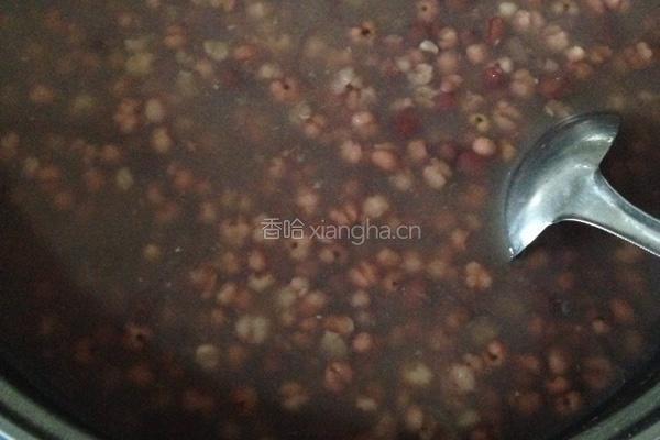 薏仁米红豆粥的做法图解8
