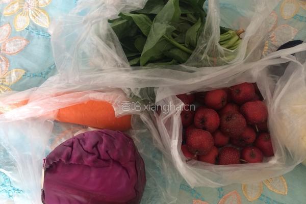 纯手工营养蔬菜蝴蝶面的做法图解1