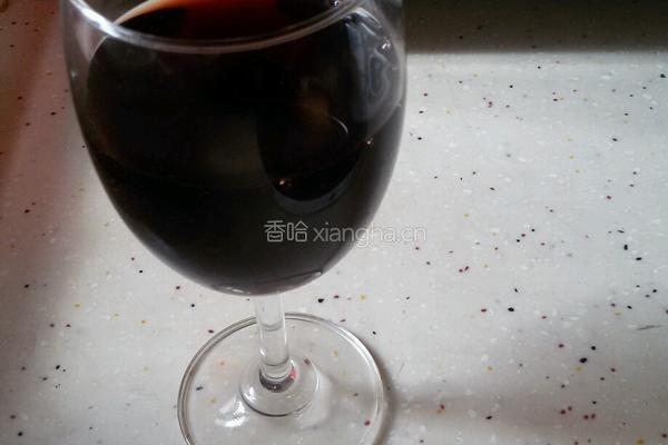 红酒鸡翅的做法图解2