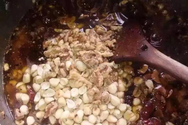 香辣秘制牛肉酱的做法图解4
