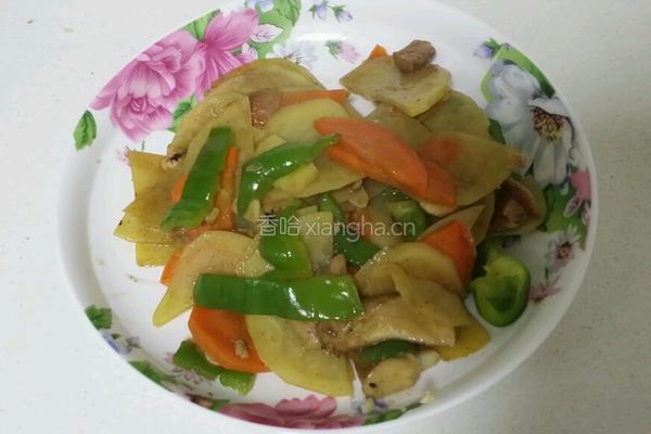 土豆片炒大辣椒的做法图解9