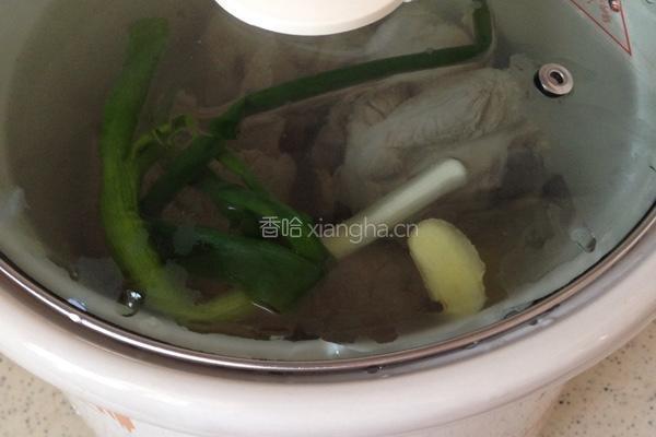 山药猪筒骨汤的做法图解5