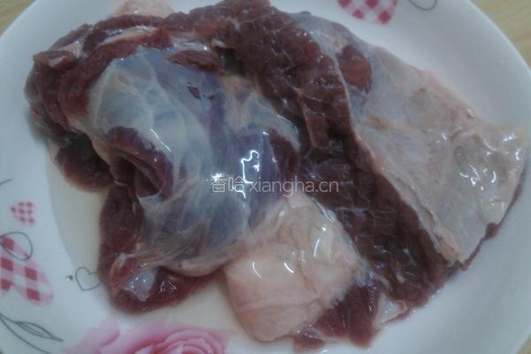 萝卜面筋炆牛腩的做法图解1