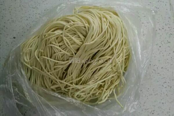 热干面的做法图解1