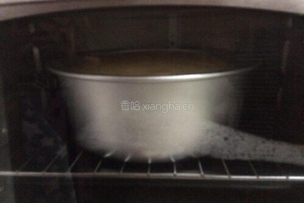 戚风蛋糕的做法图解8