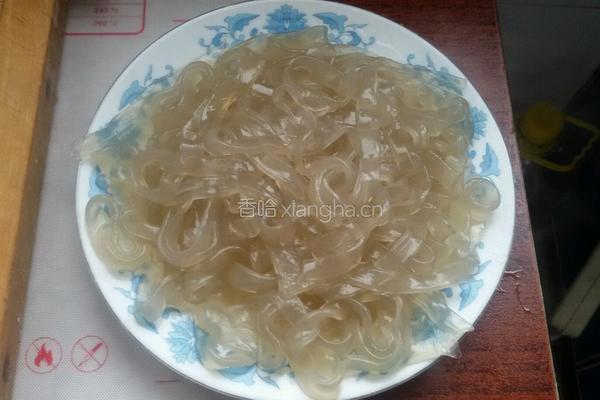 菠菜炒宽粉条的做法图解4