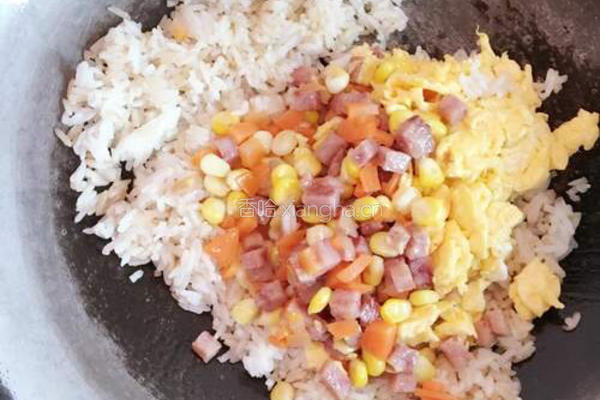 什锦炒饭的做法图解9