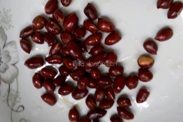 油炸花生炒苦瓜鸡蛋的做法图解4