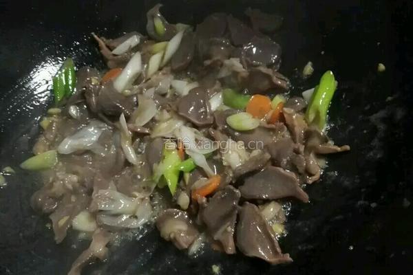 爆炒鸭胗的做法图解7