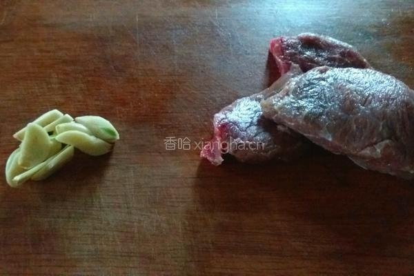 意大利面（红酱煎牛小排车轮面）的做法图解2