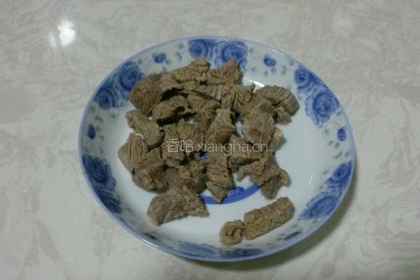 西红柿牛腩汤的做法图解3