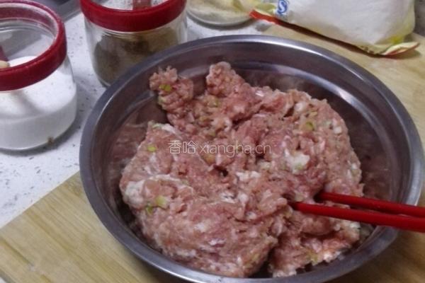 特色肉丸子的做法图解3