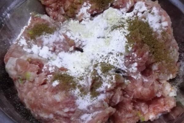 特色肉丸子的做法图解4