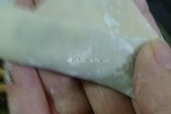 牛肉韭菜馅馄饨的做法图解7