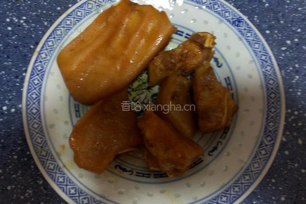 卤猪耳朵的做法图解4