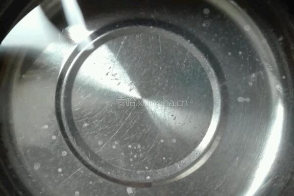 鸡腿菇莴笋芸豆汤的做法图解6