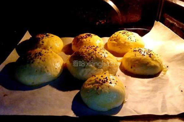 奶香豆沙面包的做法图解8