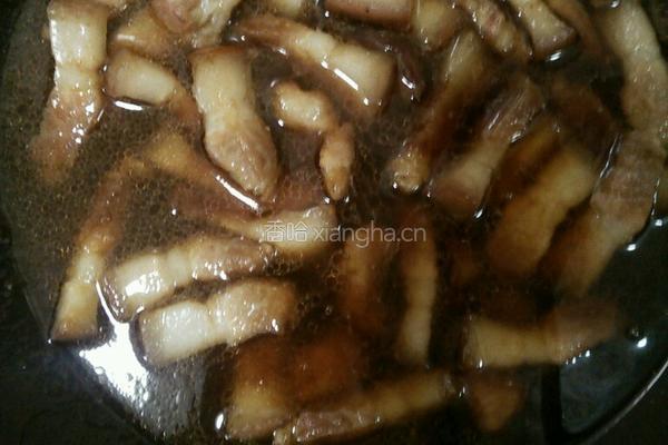 鹌鹑蛋炖五花肉的做法图解6
