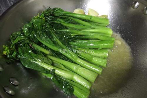 清炒菜心的做法图解6