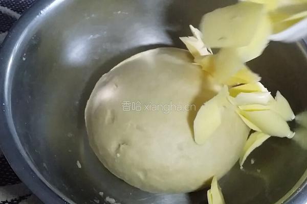 奶香豆沙小餐包的做法图解3