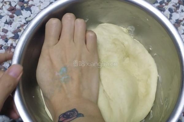 奶香豆沙小餐包的做法图解6
