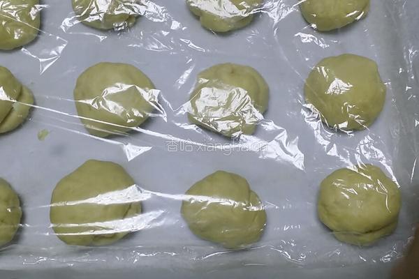 奶香豆沙小餐包的做法图解7