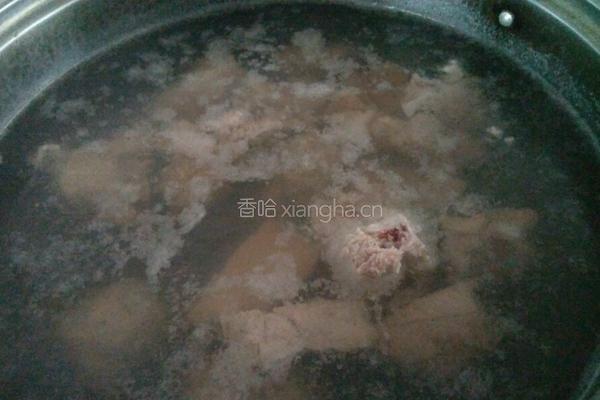 冬瓜排骨汤的做法图解4