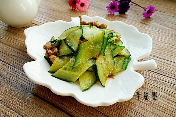黄瓜炒肉的做法图解6