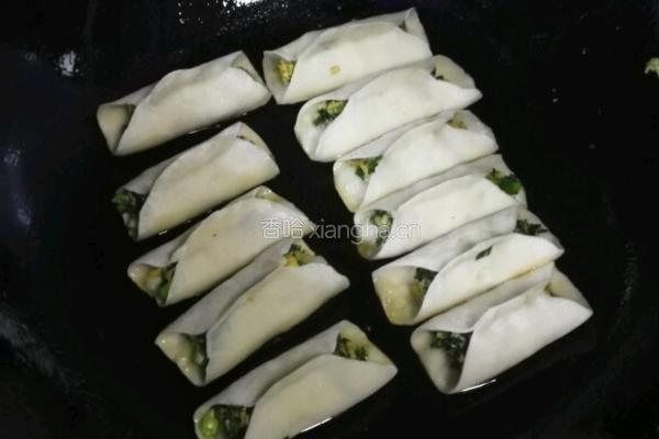 三鲜锅贴的做法图解16