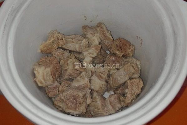 土豆西红柿炖牛腩的做法图解3