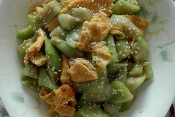 芝麻丝瓜炒鸡蛋的做法图解12