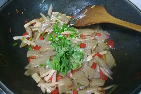 泡菜炒魔芋的做法图解7