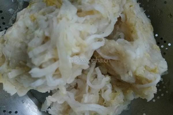 牛肉炖酸菜的做法图解3