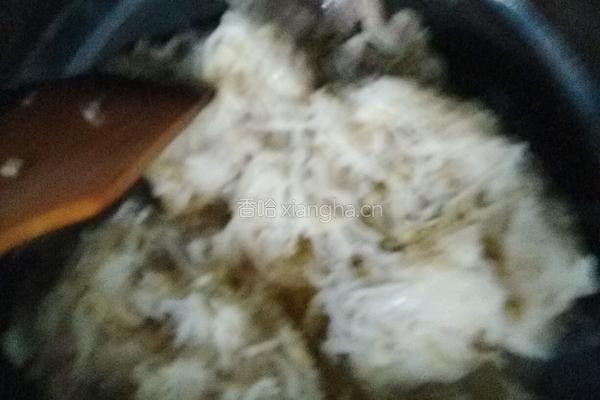 牛肉炖酸菜的做法图解5