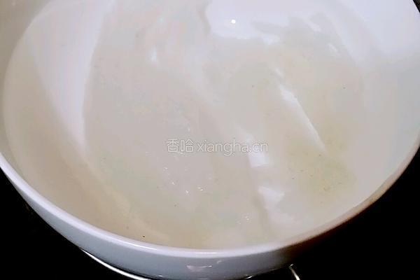 燕窝的发制方法的做法图解4