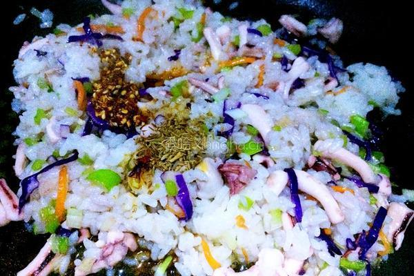 鱿鱼炒饭的做法图解6