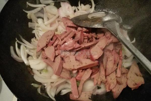 洋葱炒鸡肝的做法图解6