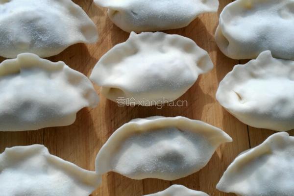 东北大馅水饺的做法图解10