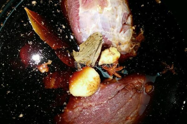 卤牛肉的做法图解4